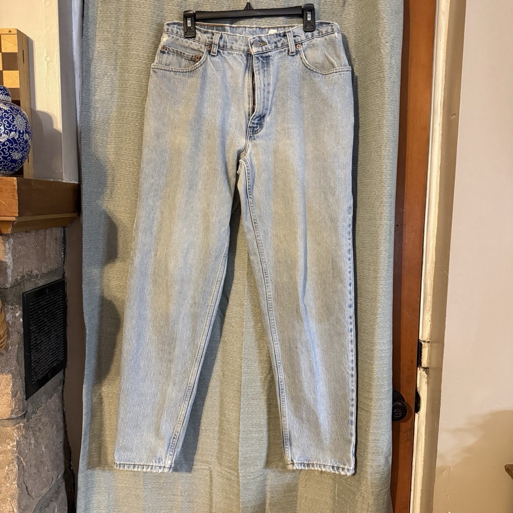 1990s Vintage Levi's 560 Loose Fit Light Wash Denim Jeans Baggy 33x32 USA Made